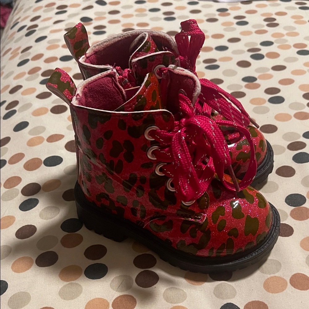 Kids Pink Cheetah print boots